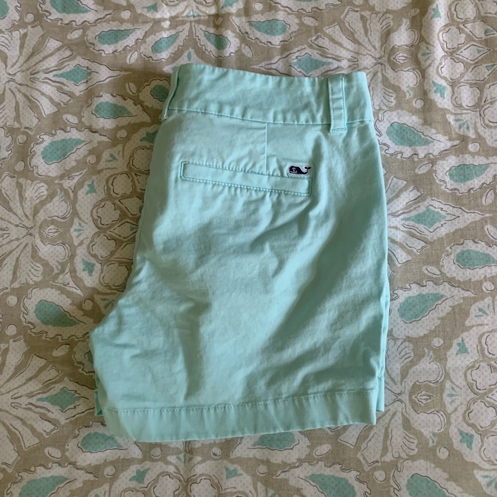 Vineyard Vines shorts 🐳🌊